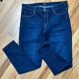 Gap True Skinny Dark Wash Jeans 14/32R